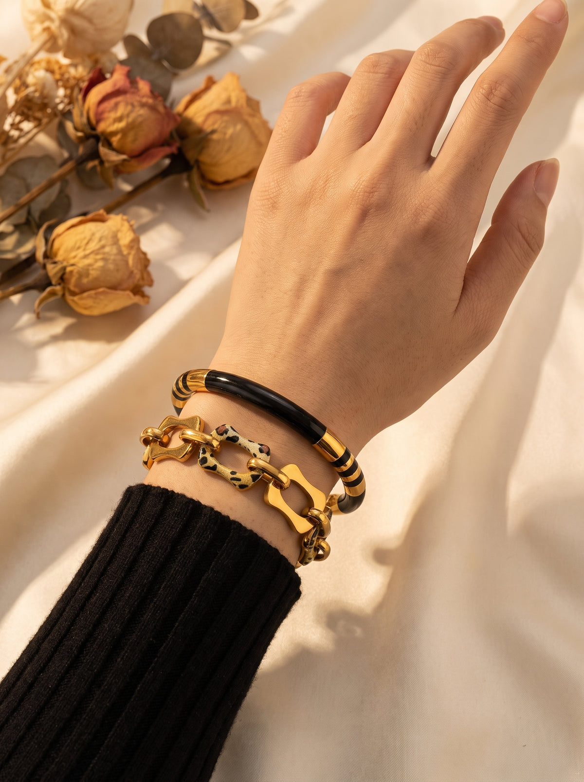 Monarch Enamel Bangle